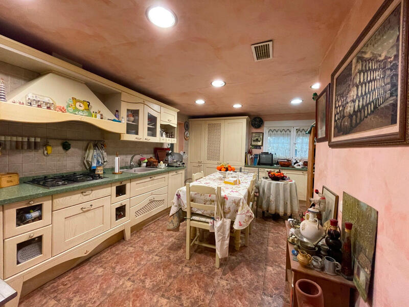 5 chambre Villa à vendre 5 chambre Villa à vendre