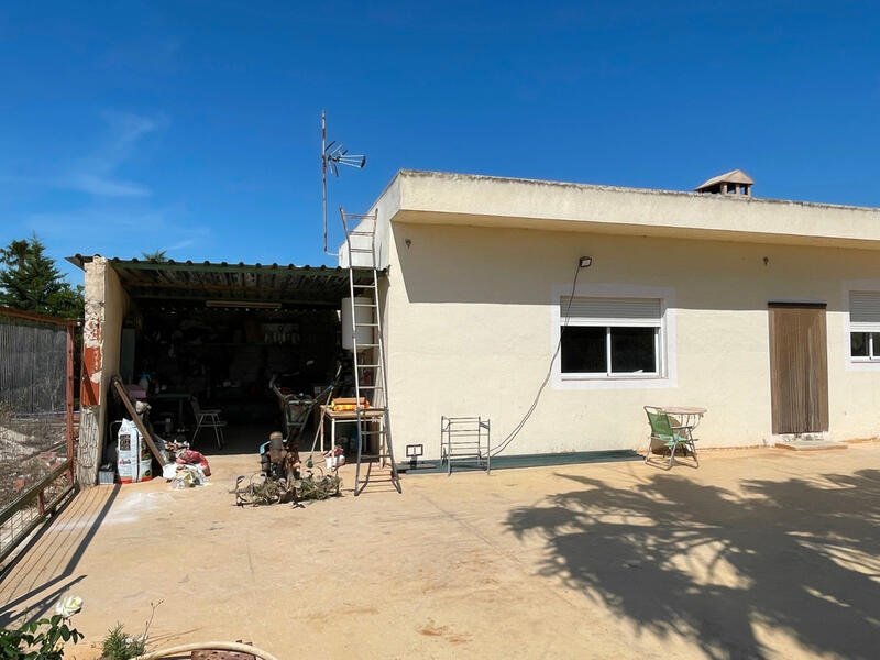 4 bedroom Villa for sale