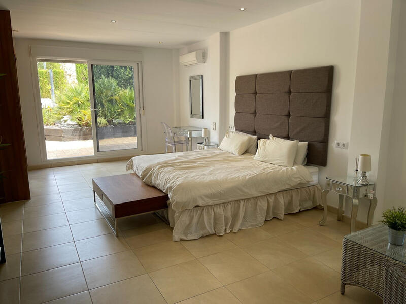 6 soverom Villa til salgs