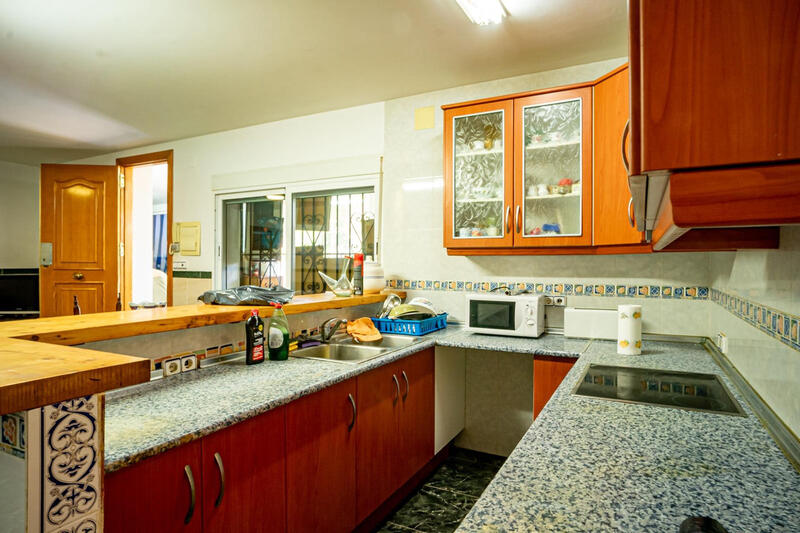 4 chambre Auberge à vendre