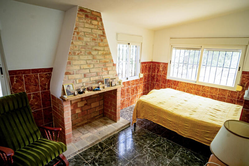 4 chambre Auberge à vendre