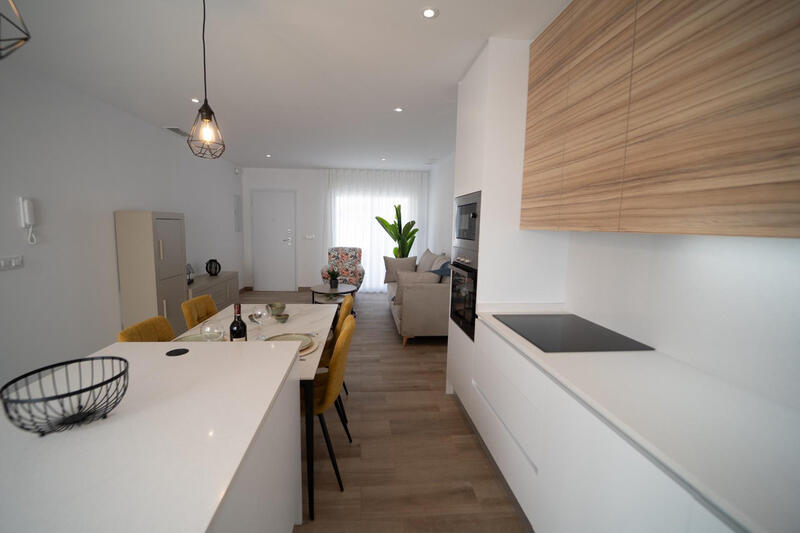 2 bedroom Townhouse for sale