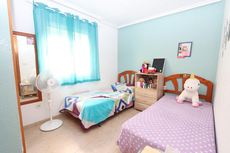 3 soveværelse Byhus til salg