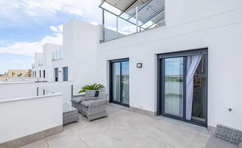 3 slaapkamer Villa Te koop