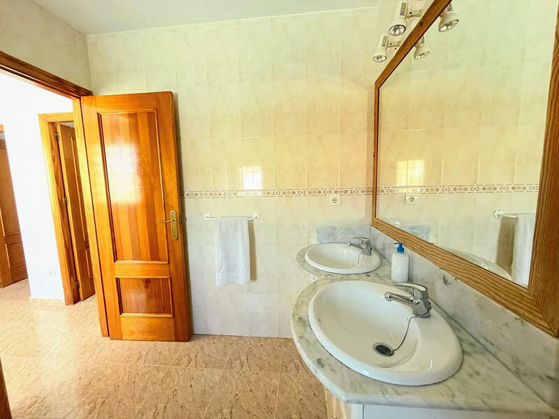 5 Schlafzimmer Stadthaus zu verkaufen 5 Schlafzimmer Stadthaus zu verkaufen