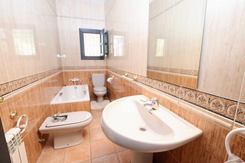 5 Schlafzimmer Villa zu verkaufen