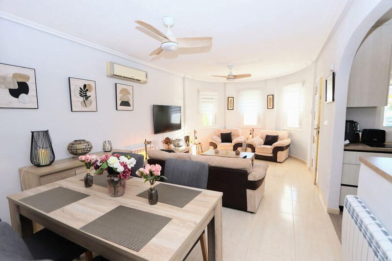 3 спальная комната вилла продается