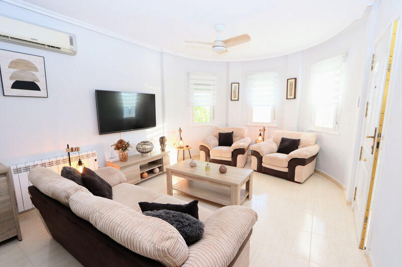 3 спальная комната вилла продается