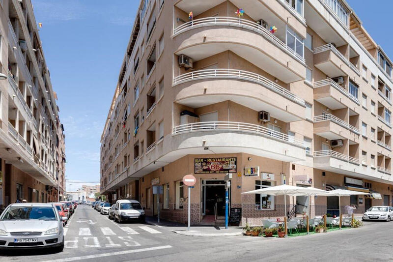 1 bedroom Apartment for sale