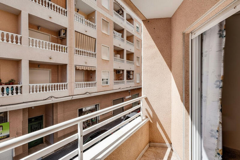 1 bedroom Apartment for sale