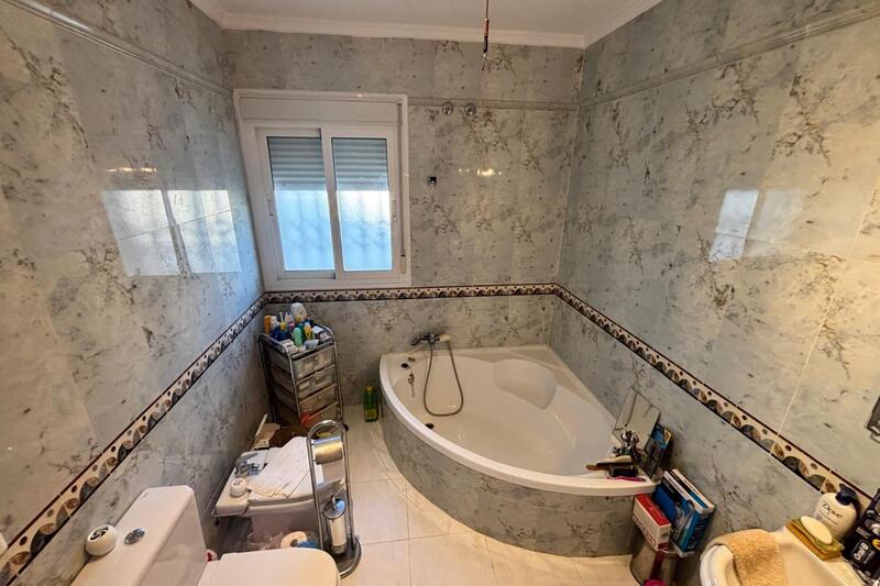 5 chambre Villa à vendre 5 chambre Villa à vendre