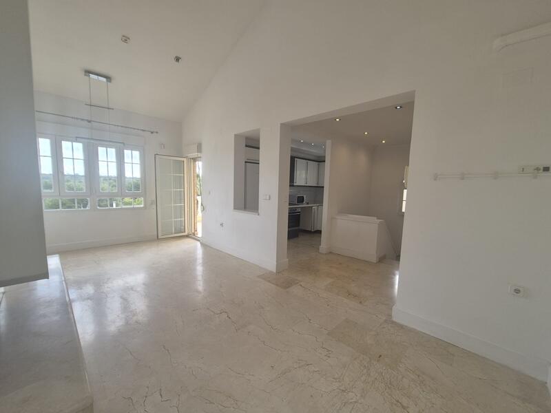 4 Schlafzimmer Villa zu verkaufen 4 Schlafzimmer Villa zu verkaufen