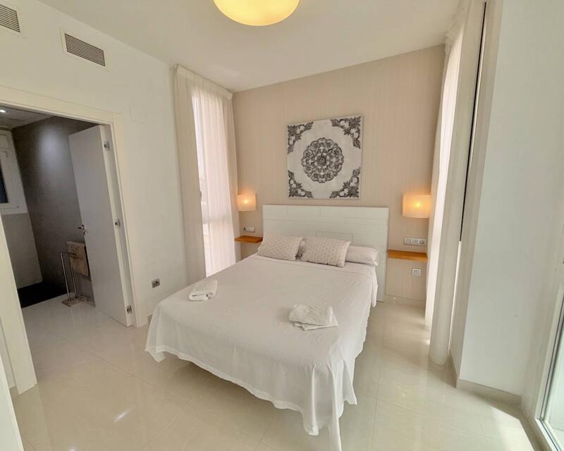 3 Schlafzimmer Villa zu verkaufen 3 Schlafzimmer Villa zu verkaufen