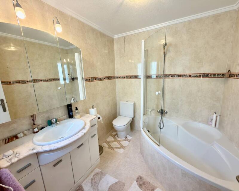 3 Schlafzimmer Stadthaus zu verkaufen 3 Schlafzimmer Stadthaus zu verkaufen