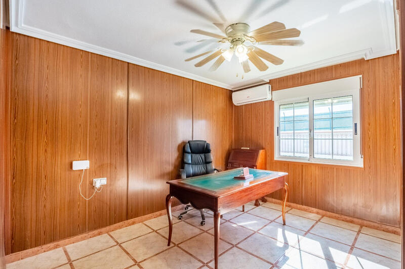 6 slaapkamer Villa Te koop