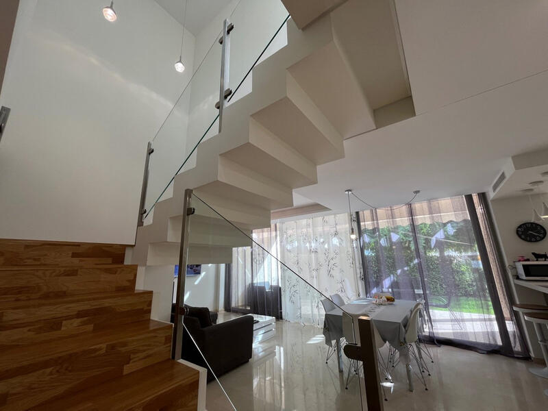 3 Cuarto Villa en venta