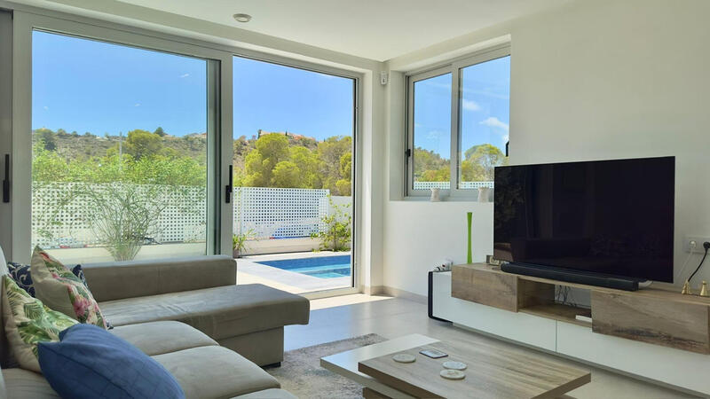 4 bedroom Villa for sale