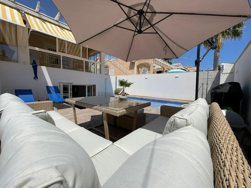 3 bedroom Villa for sale