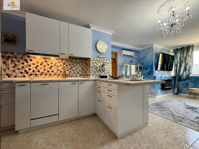 Lägenhet till salu i Alacant/Alicante, Alicante