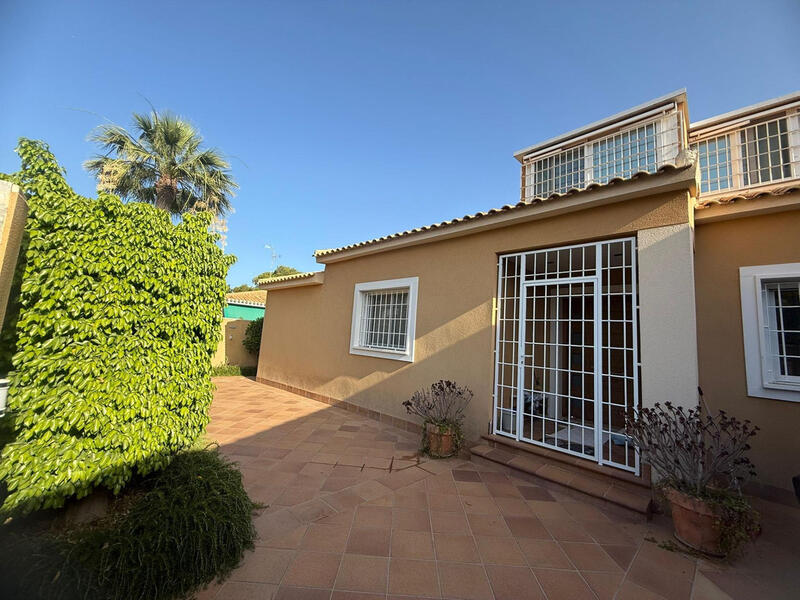 5 chambre Villa à vendre