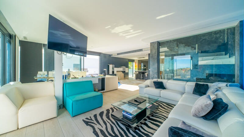 4 Cuarto Villa en venta