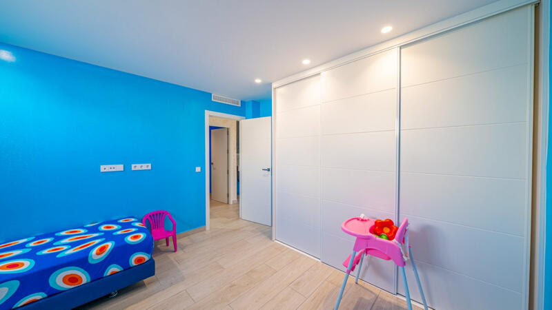 4 Cuarto Villa en venta