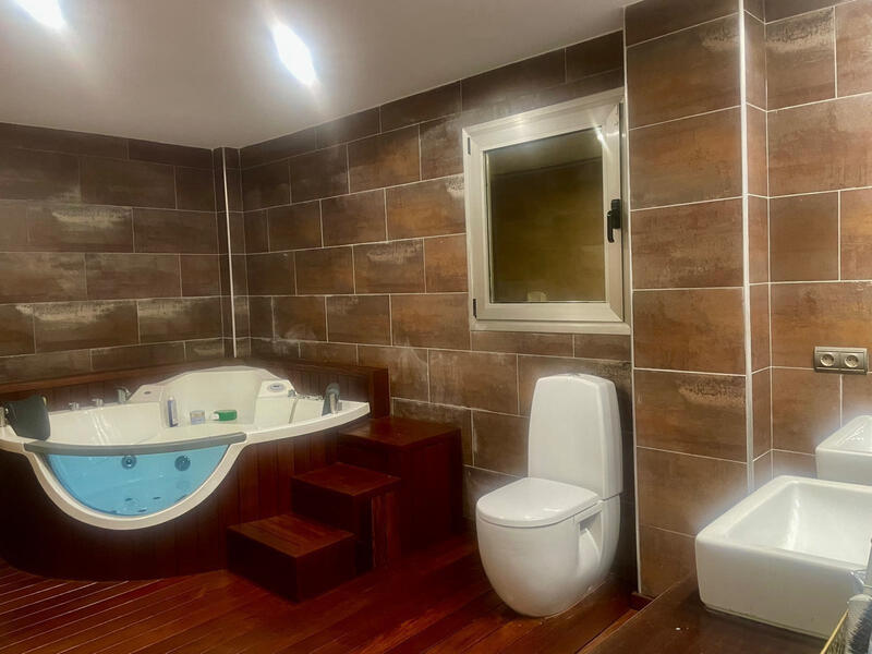 5 slaapkamer Villa Te koop