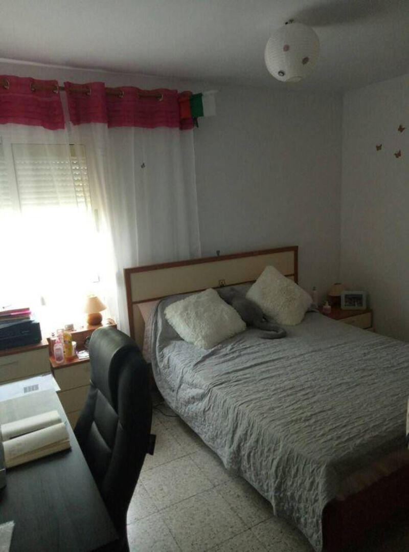 4 bedroom Apartment for sale