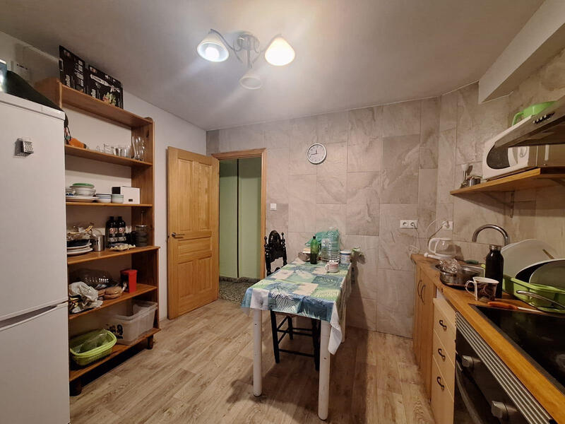 3 спальная комната квартира продается