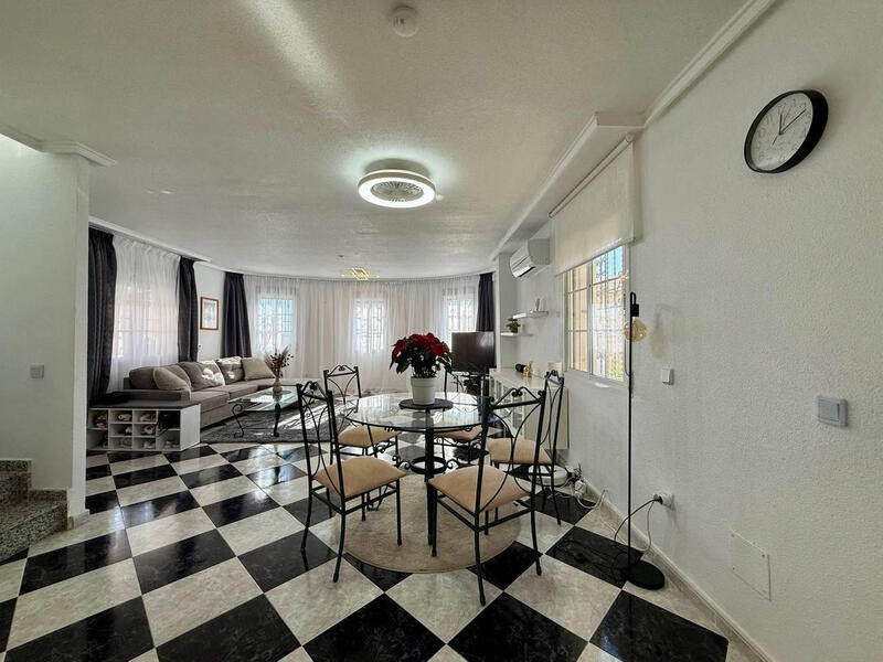 4 soverom Villa til salgs