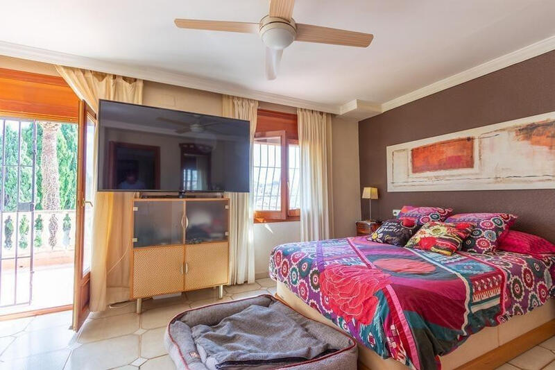 4 bedroom Villa for sale