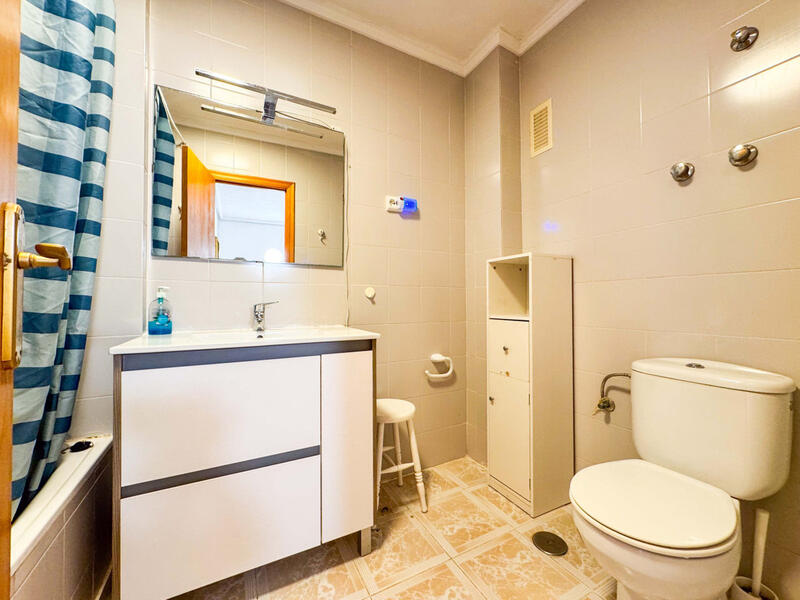 2 Schlafzimmer Stadthaus zu verkaufen