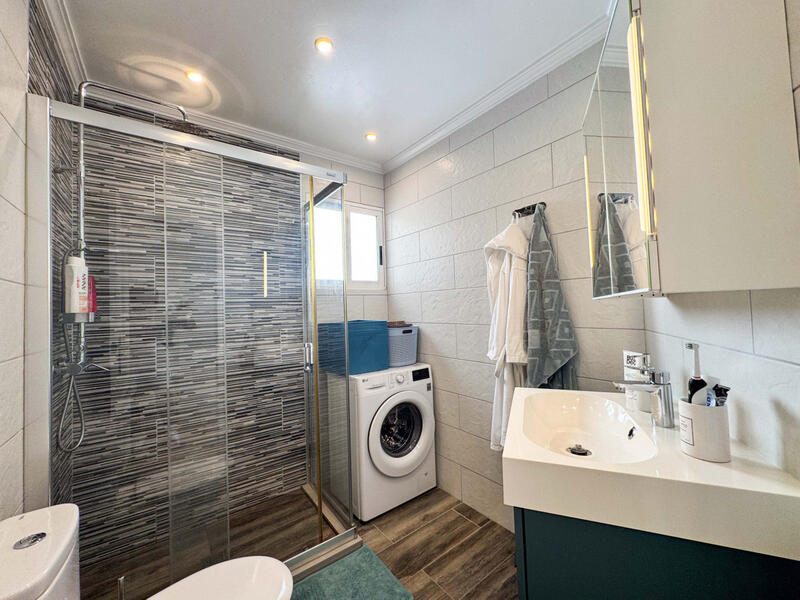 2 bedroom Apartment for sale 2 bedroom Apartment for sale