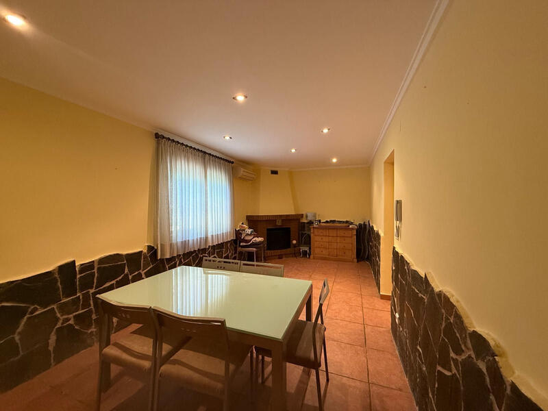 3 bedroom Country House for sale