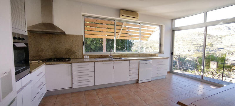 4 bedroom Villa for sale 4 bedroom Villa for sale