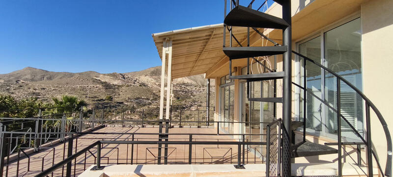 4 bedroom Villa for sale 4 bedroom Villa for sale