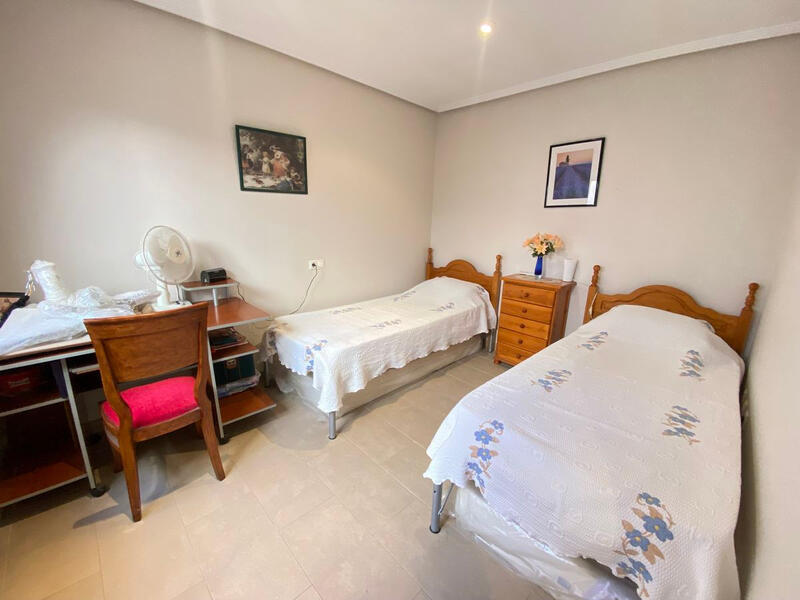 3 Schlafzimmer Stadthaus zu verkaufen 3 Schlafzimmer Stadthaus zu verkaufen