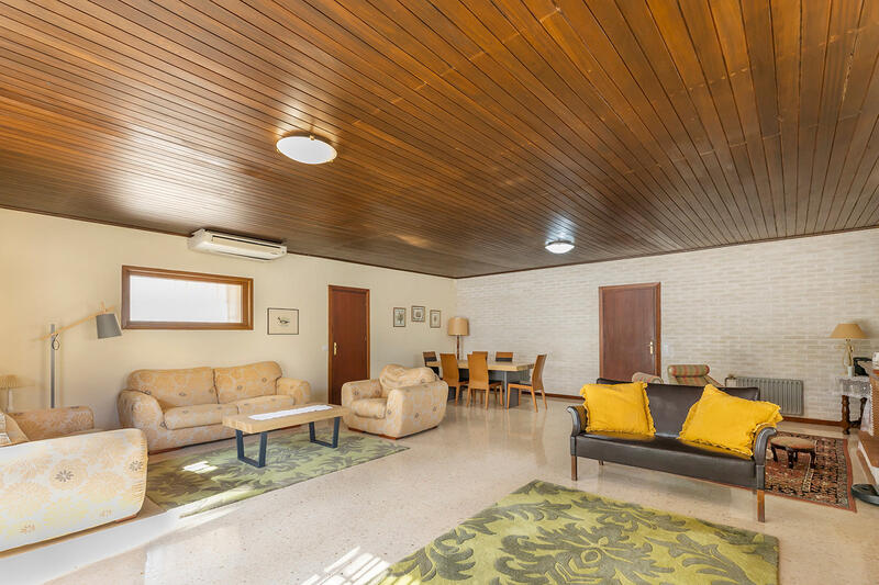 5 bedroom Villa for sale