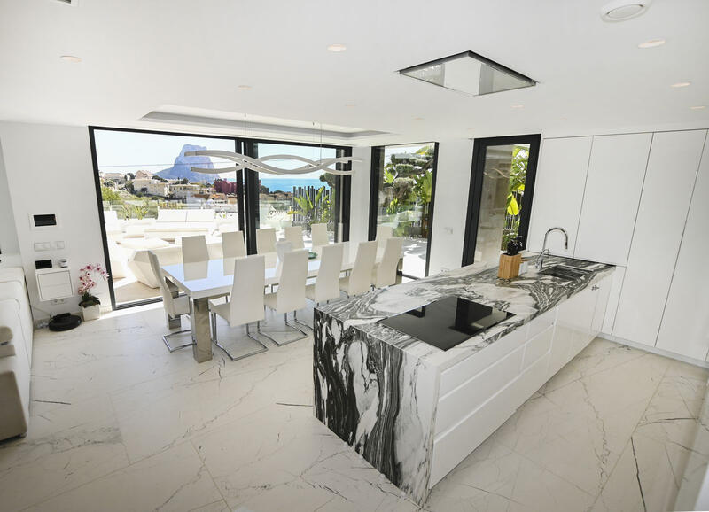 4 soverom Villa til salgs 4 soverom Villa til salgs