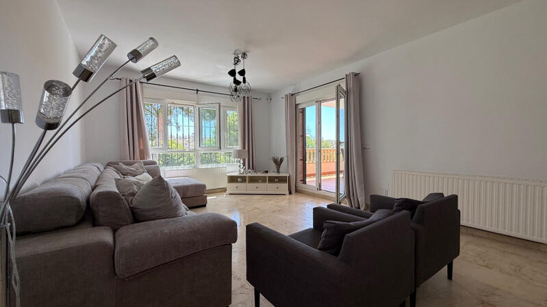 4 bedroom Villa for sale