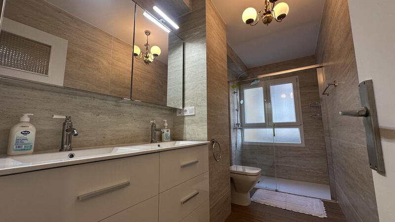 3 bedroom Apartment for sale