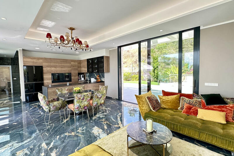 6 slaapkamer Villa Te koop