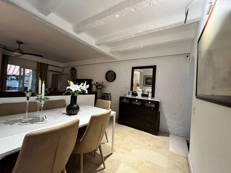 3 slaapkamer Appartement Te koop 3 slaapkamer Appartement Te koop