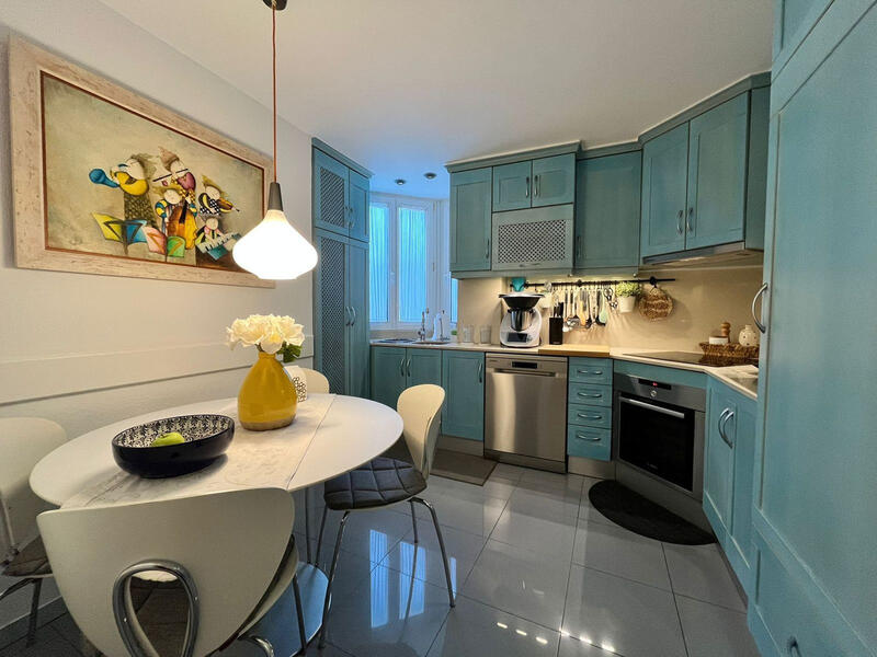 3 slaapkamer Appartement Te koop 3 slaapkamer Appartement Te koop