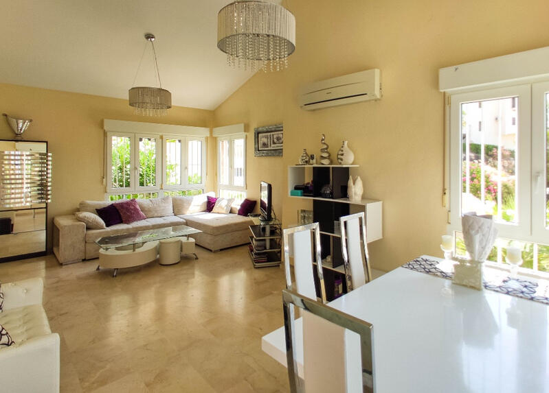 4 Cuarto Villa en venta