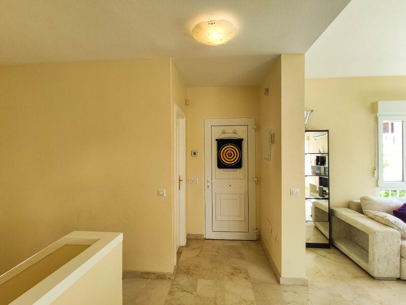 4 Cuarto Villa en venta