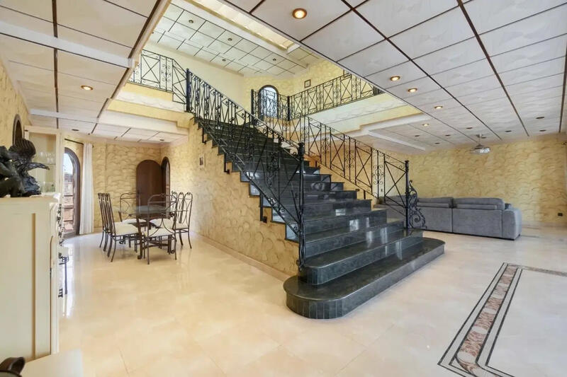 4 bedroom Villa for sale