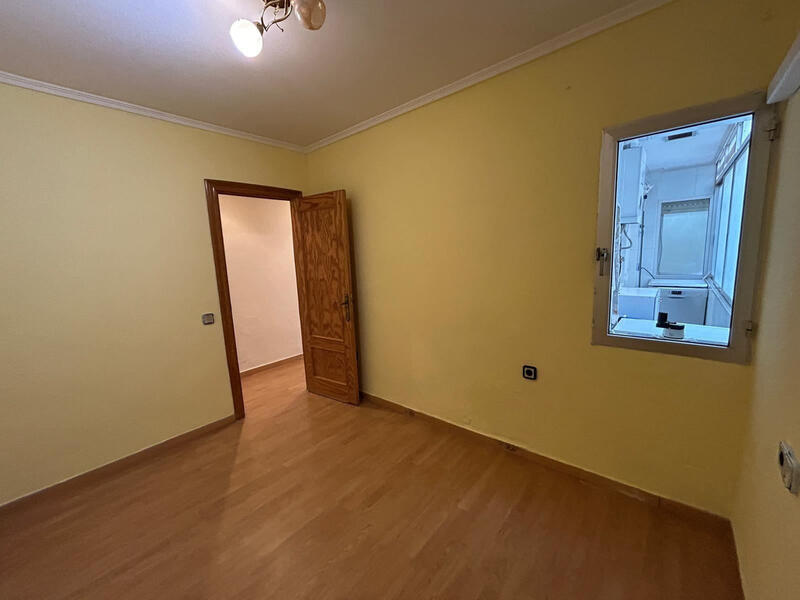 3 спальная комната квартира продается 3 спальная комната квартира продается