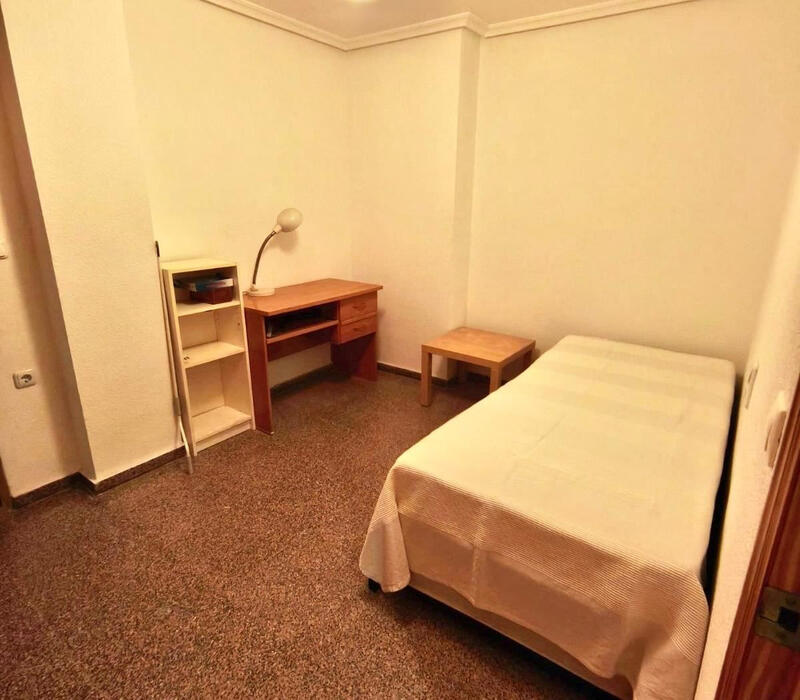 3 bedroom Apartment for sale