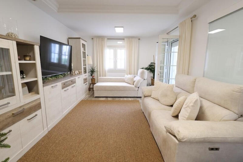 4 Cuarto Villa en venta